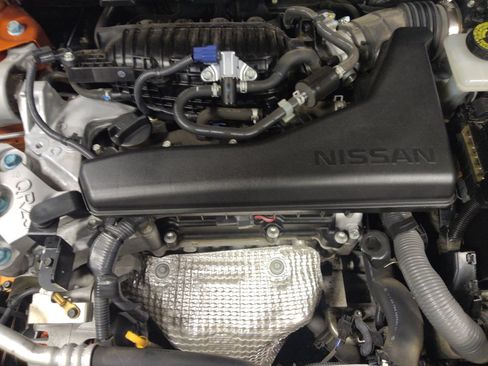 Used 2020 Nissan Rogue SV FWD image 30