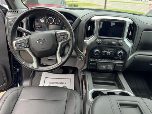 Used 2019 Chevrolet Silverado 1500 RST AWD/4WD image 18
