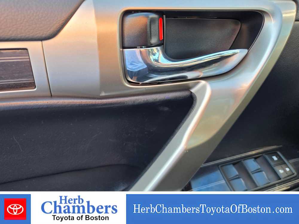 Used 2020 Lexus GX 460 Premium w/ Premium Package AWD/4WD image 27