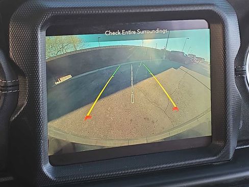 Used 2023 Jeep Wrangler Sahara image 23