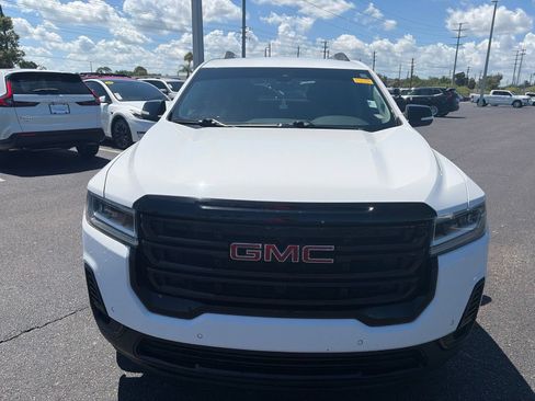 Used 2022 GMC Acadia SLT w/ Elevation Edition AWD/4WD image 2
