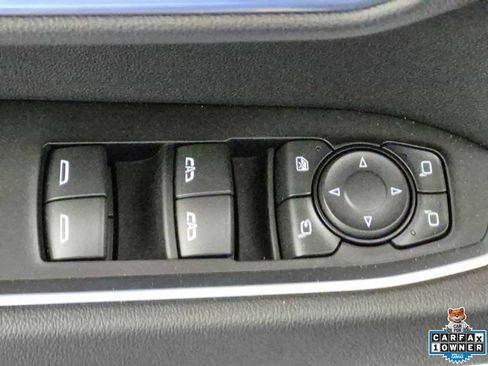 Certified 2026 GMC Sierra 1500 SLT w/ SLT Convenience Package AWD/4WD image 16