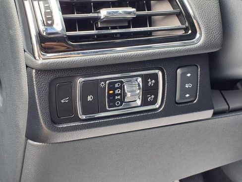 Used 2024 Lincoln Navigator L Reserve image 23