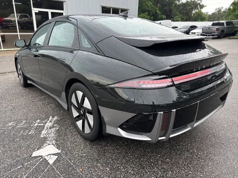 Used 2024 Hyundai Ioniq 6 SE RWD image 11