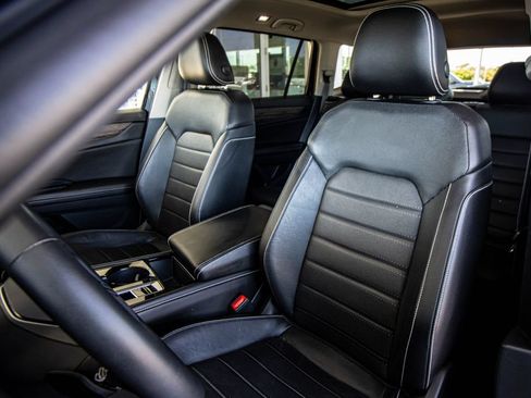 Certified 2024 Volkswagen Atlas SEL AWD/4WD image 25