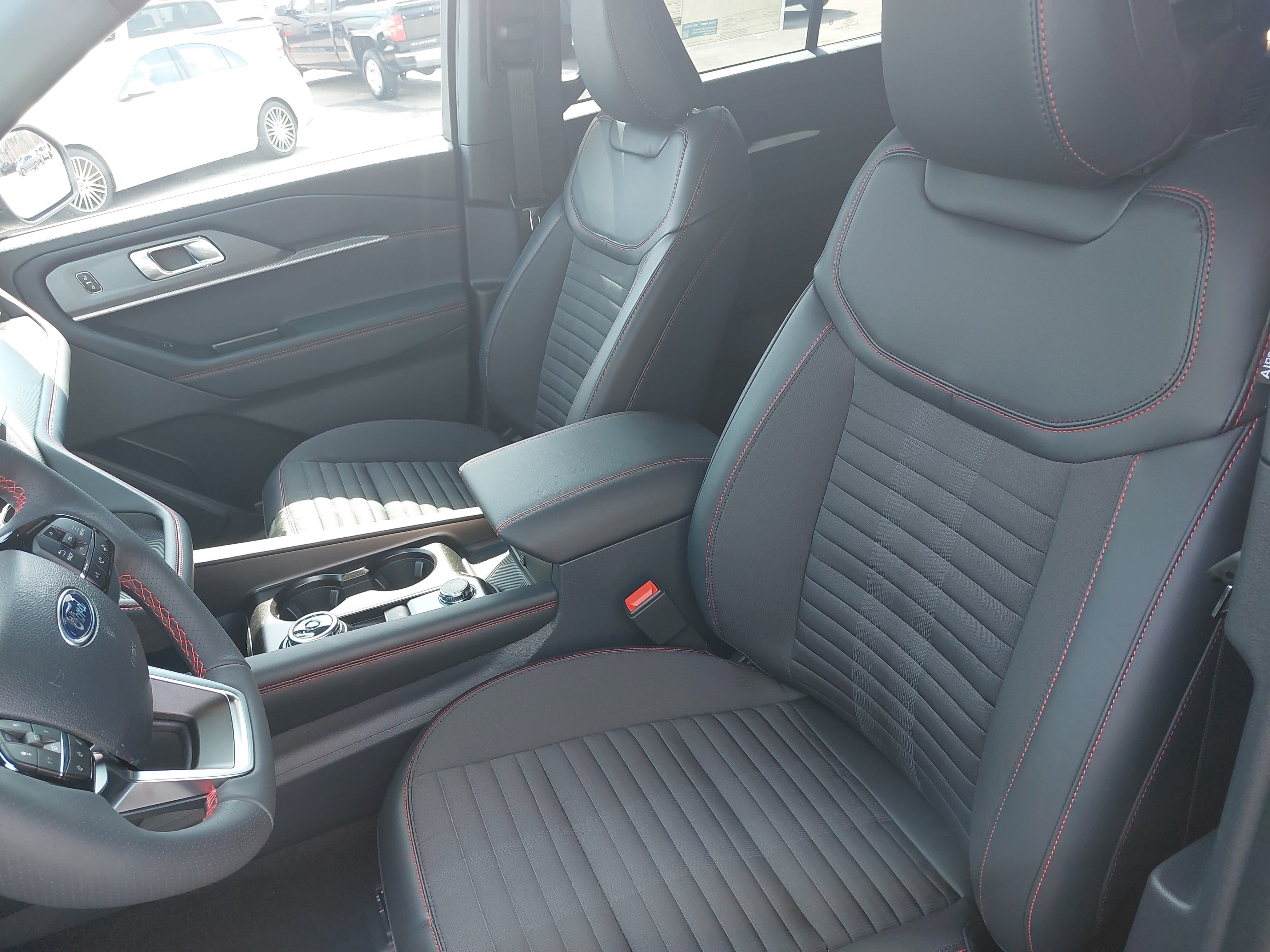 New 2026 Ford Explorer ST-Line w/ ST-Line Street Pack RWD image 16