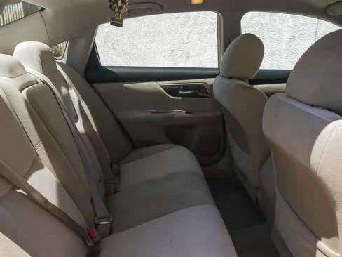Used 2013 Nissan Altima 2.5 S FWD image 14