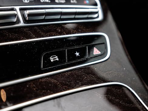 Used 2022 Mercedes-Benz E 53 AMG 4MATIC Coupe image 32