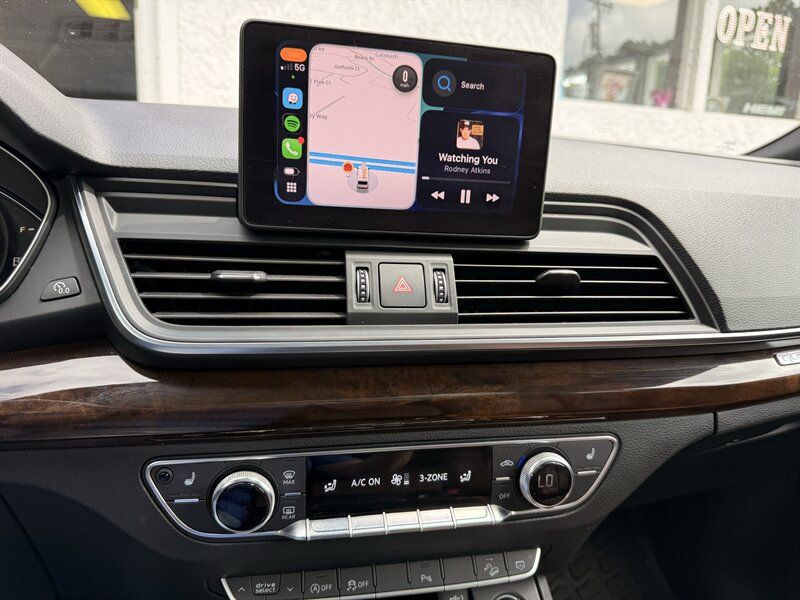 Used 2020 Audi Q5 2.0T Premium w/ Convenience Package AWD/4WD image 13