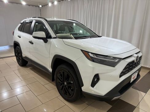 Used 2023 Toyota RAV4 Limited AWD/4WD image 7