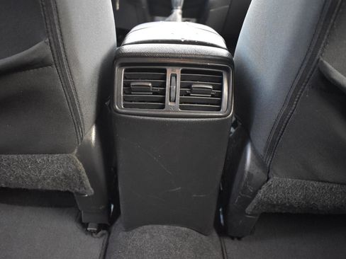 Used 2018 Nissan Rogue S image 40