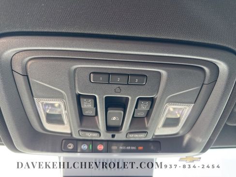 Used 2022 Chevrolet Silverado 1500 ZR2 w/ Technology Package image 22