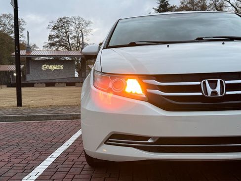 Used 2017 Honda Odyssey EX-L image 30