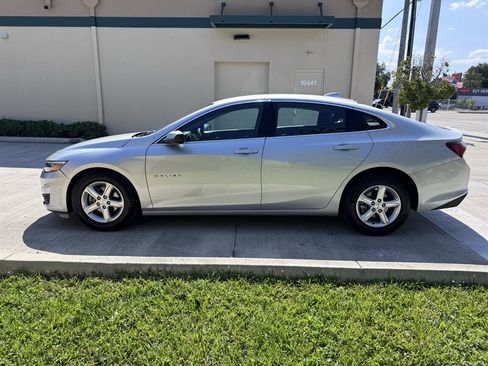 Used 2022 Chevrolet Malibu LT FWD image 8