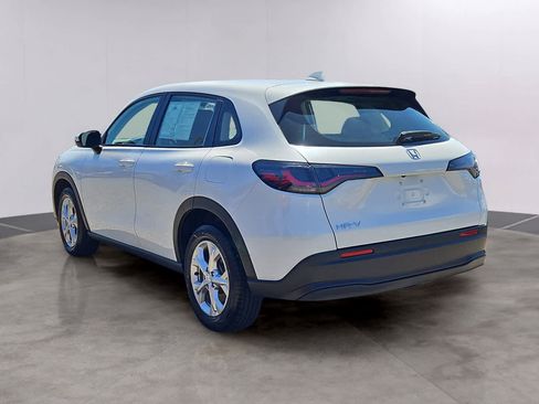 Certified 2023 Honda HR-V LX image 6