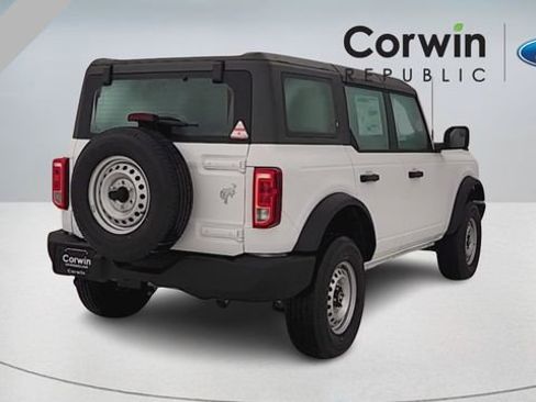 New 2025 Ford Bronco 4-Door AWD/4WD image 7