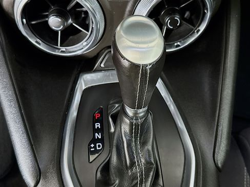 Used 2018 Chevrolet Camaro LT w/ Technology Package RWD image 18
