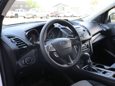 Used 2017 Ford Escape SE AWD/4WD image 15