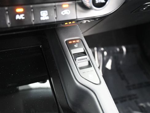 Used 2022 Kia Telluride SX w/ SX Prestige Package image 28