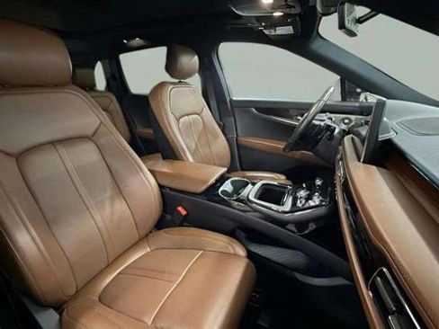 Used 2023 Lincoln Nautilus Reserve w/ Equipment Group 202A image 22