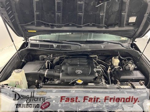 Used 2011 Toyota Sequoia Platinum image 22