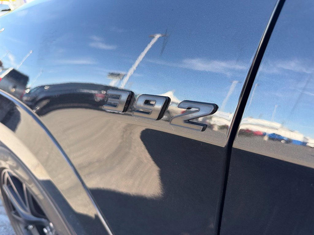 Used 2016 Jeep Grand Cherokee SRT AWD/4WD image 14