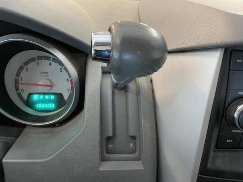 Used 2008 Dodge Grand Caravan SXT image 39