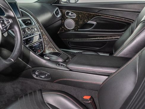 Used 2018 Aston Martin DB11 V12 image 79