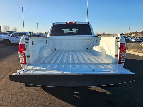 Used 2024 RAM 2500 Big Horn image 34