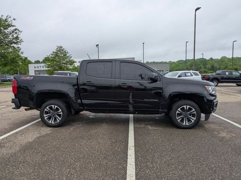 Used 2022 Chevrolet Colorado Z71 AWD/4WD image 4