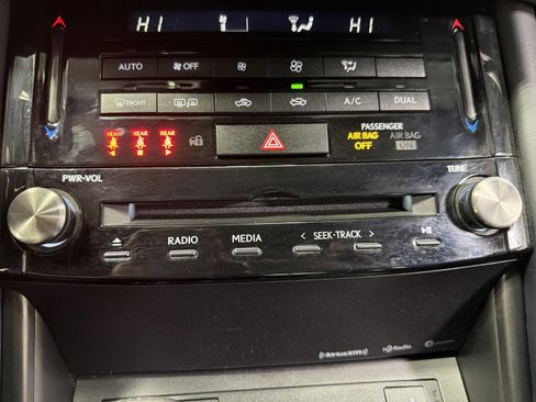 Used 2022 Lexus IS 350 F Sport image 23