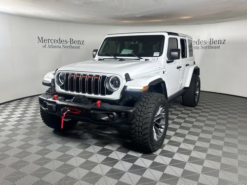 Used 2023 Jeep Wrangler Unlimited Sport w/ Xtreme 35 Tire Package AWD/4WD image 3