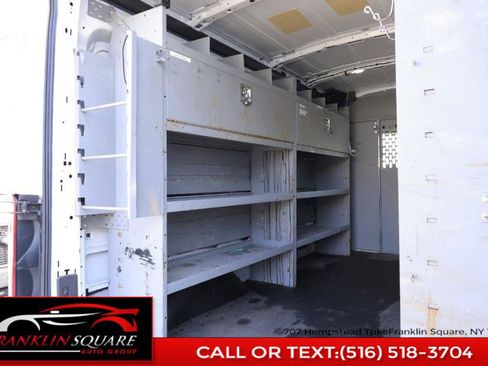 Used 2019 Ford Transit 250 148 Medium Roof image 15