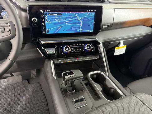 New 2026 GMC Sierra 1500 Denali w/ Denali Reserve Package AWD/4WD image 27