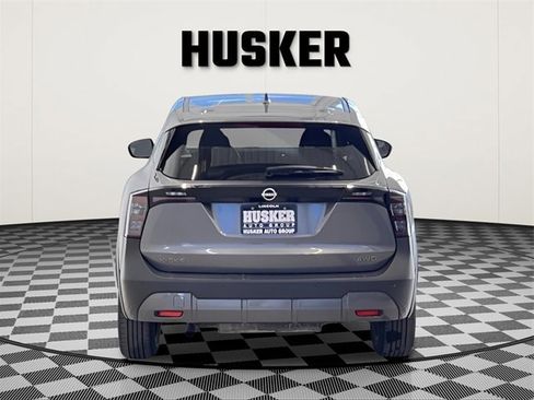 Used 2025 Nissan Kicks SV image 6