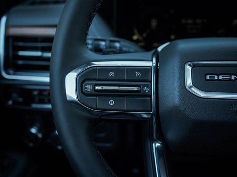 New 2026 GMC Yukon Denali w/ Sun & Power Step Package image 22