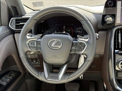 New 2026 Lexus LX 600 4WD w/ Luxury Package image 9