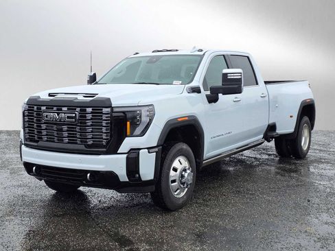 New 2026 GMC Sierra 3500 Denali Ultimate AWD/4WD image 7