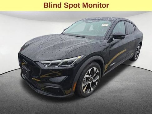 Used 2024 Ford Mustang Mach-E Select AWD/4WD image 5