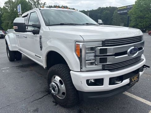 Used 2019 Ford F350 Limited AWD/4WD image 2