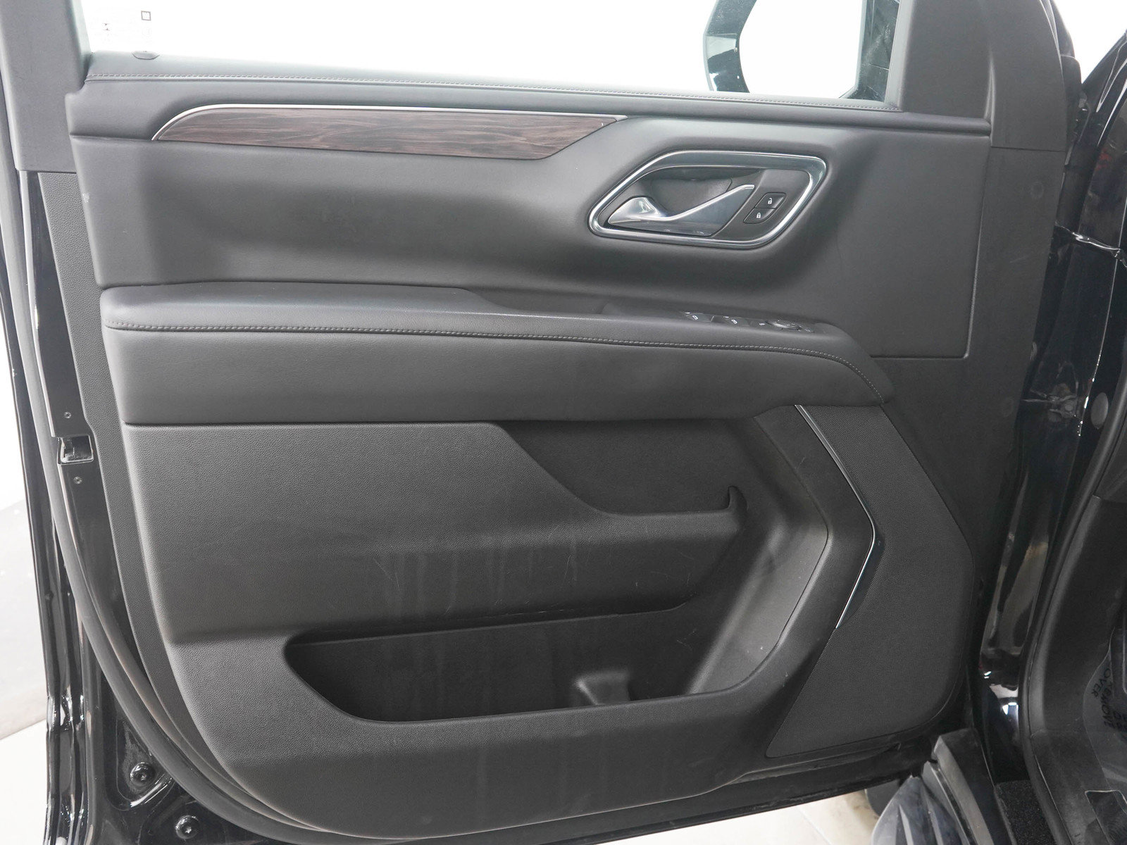 Used 2023 Chevrolet Tahoe LS AWD/4WD image 20