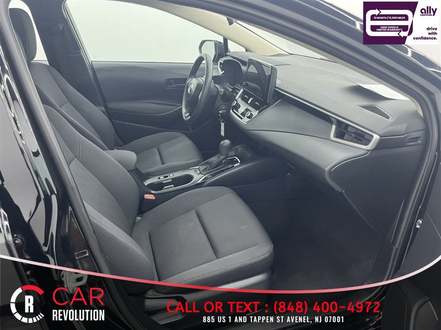 Used 2024 Toyota Corolla LE FWD image 45