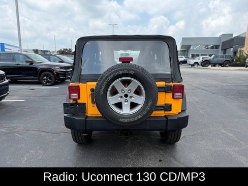 Used 2012 Jeep Wrangler Rubicon w/ PWR Convenience Group AWD/4WD image 4