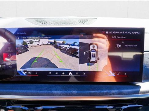 New 2026 BMW X5 M60i w/ Executive Package image 17