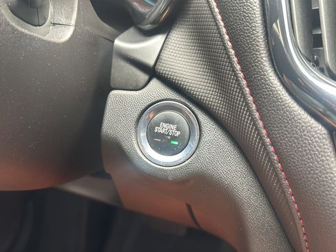 Used 2024 Chevrolet Equinox RS AWD/4WD image 36