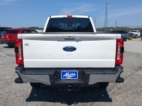 New 2026 Ford F250 Lariat w/ Lariat Ultimate Package image 4