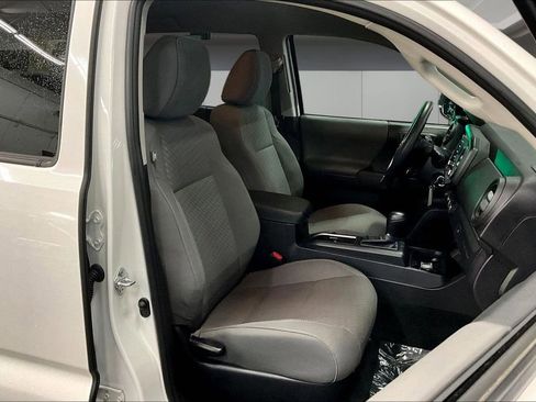 Used 2023 Toyota Tacoma SR AWD/4WD image 29