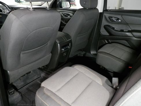 Used 2019 Chevrolet Traverse LT w/ LPO, Floor Liner Package AWD/4WD image 11