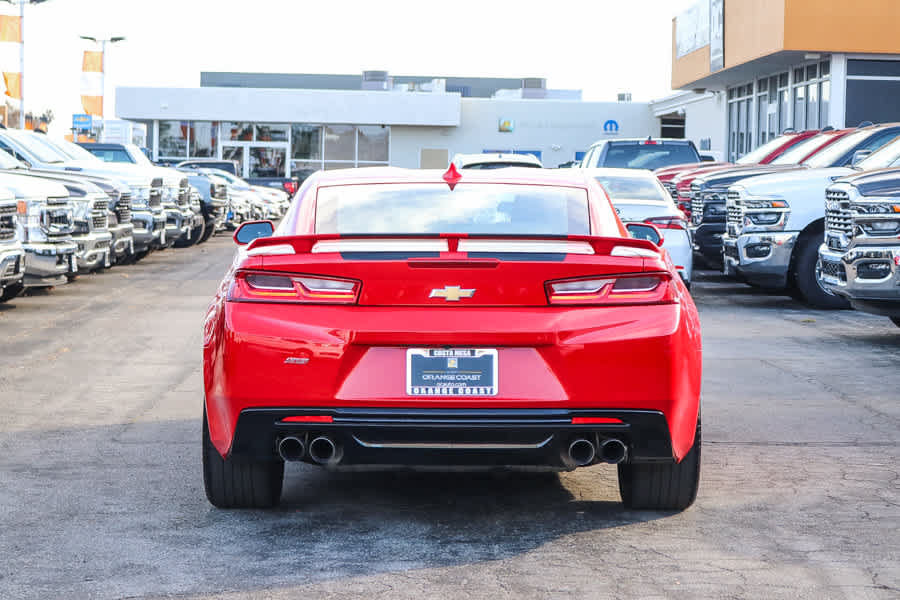 Used 2016 Chevrolet Camaro SS RWD image 5