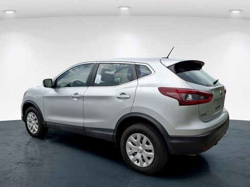 Used 2020 Nissan Rogue Sport S FWD image 19